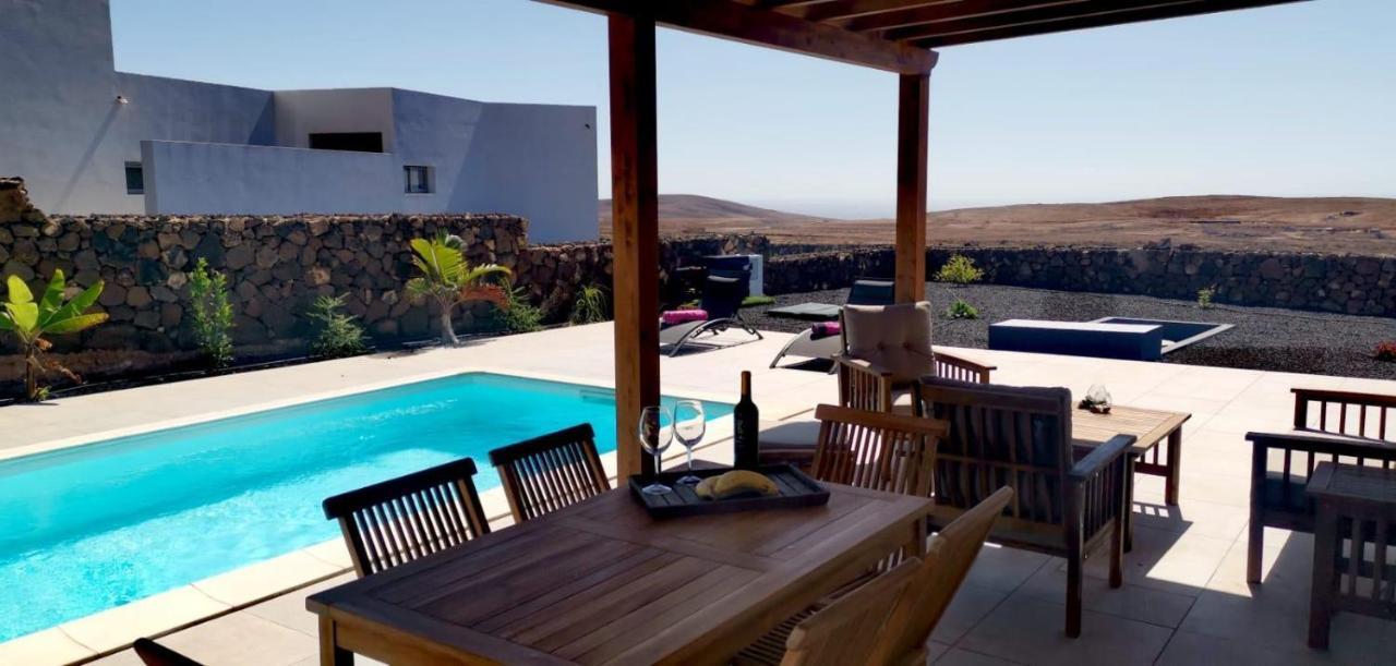 Villa Kira, Tindaya Exteriér fotografie