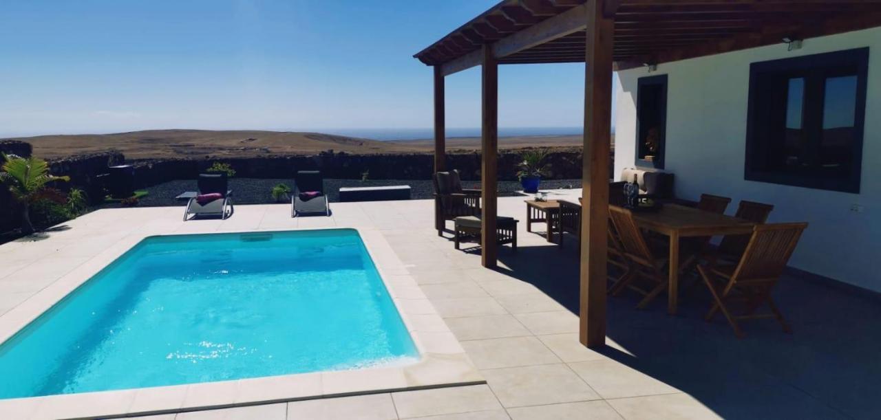 Villa Kira, Tindaya Exteriér fotografie