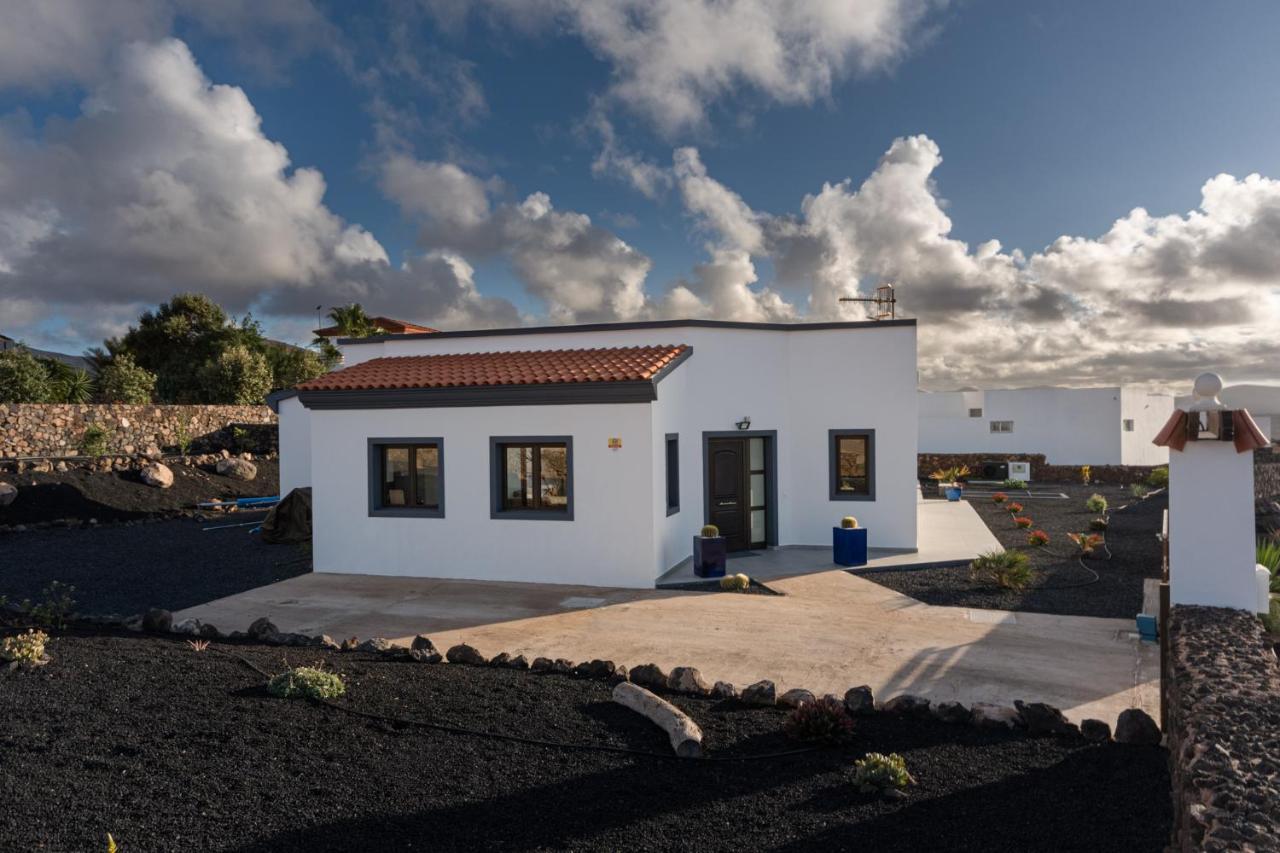 Villa Kira, Tindaya Exteriér fotografie
